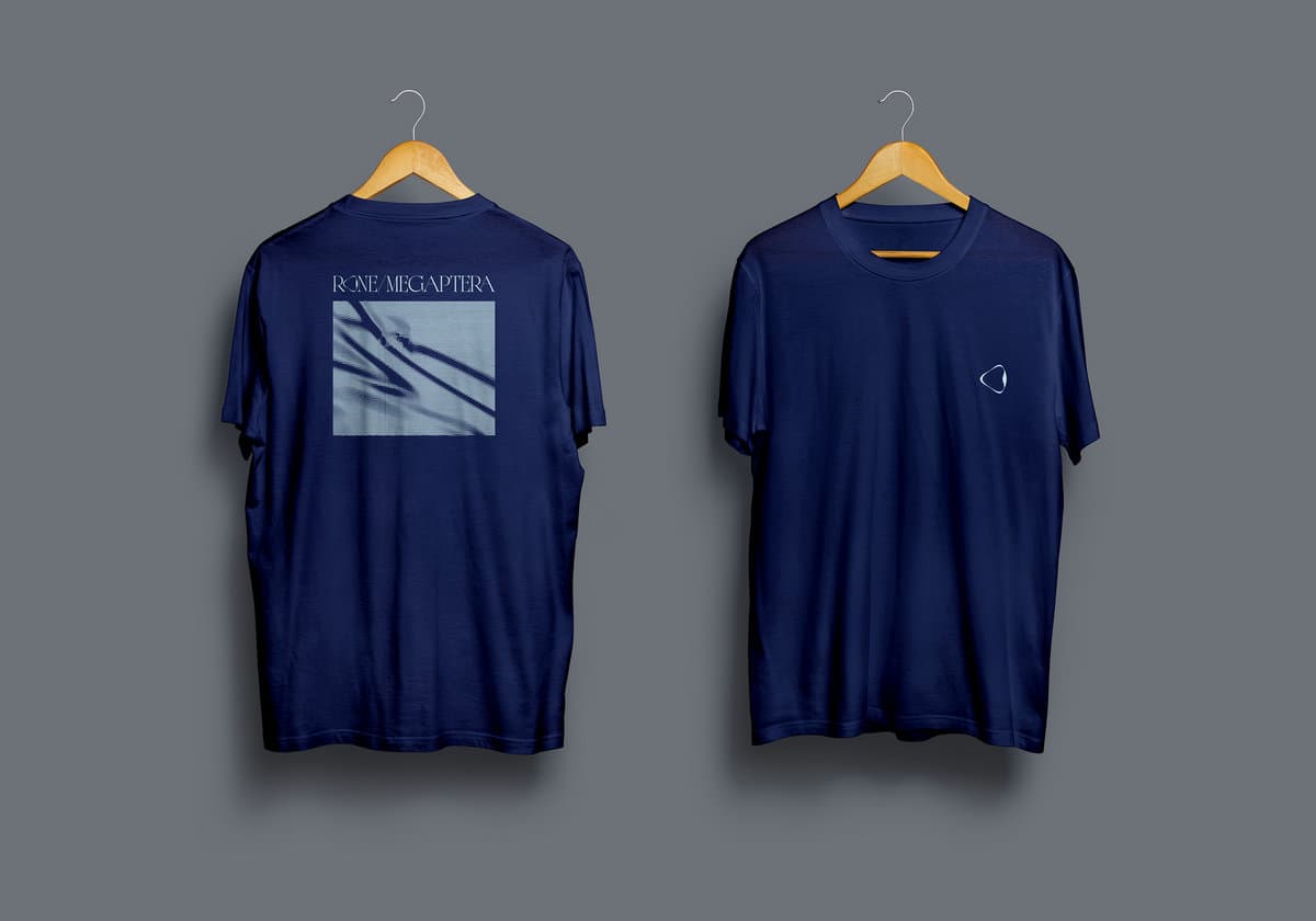 Megaptera T-shirt
